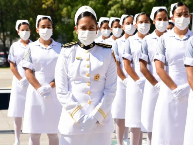 Escuela de Enfermería Naval cumple medio siglo