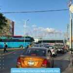 Autobús de Del Valle atropella a motociclista en Cancún