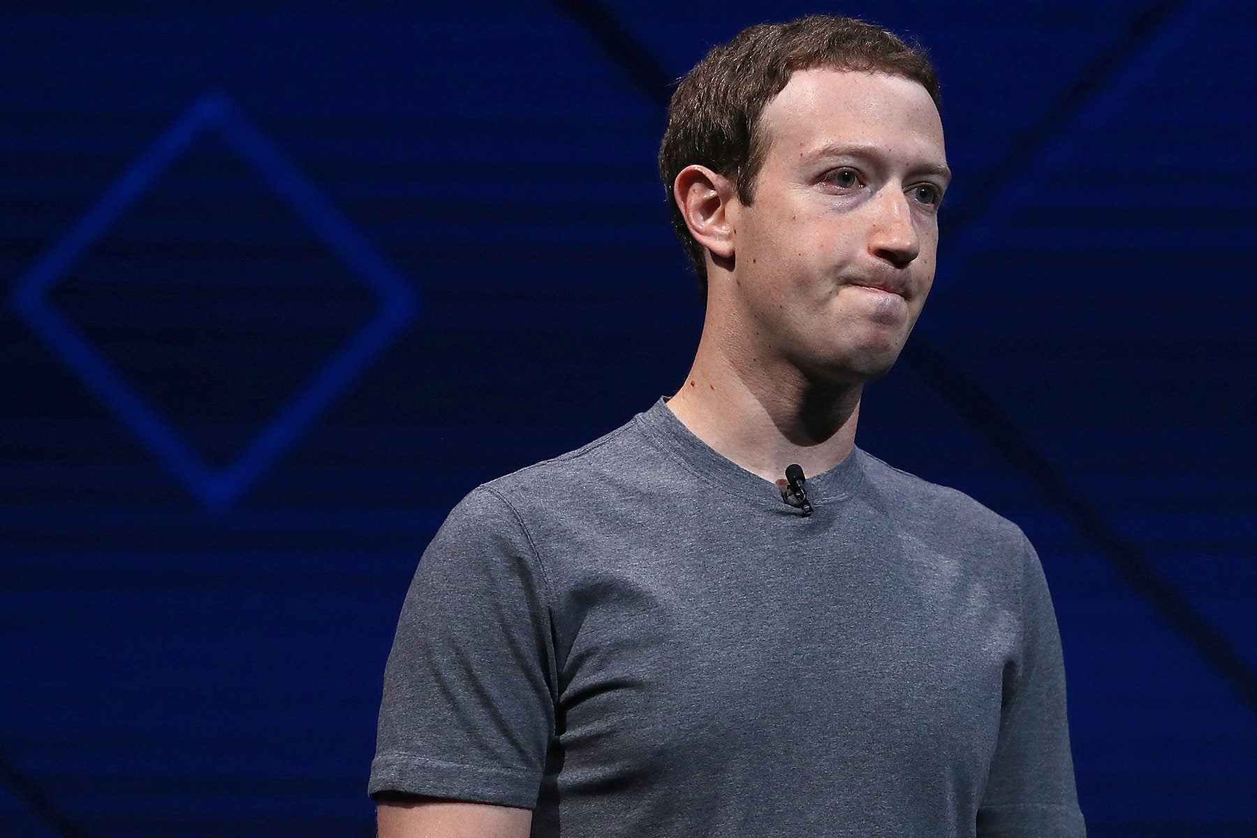 Asegura Zuckerberg que gobierno estadounidense lo obligó a censurar temas sobre Covid-19.