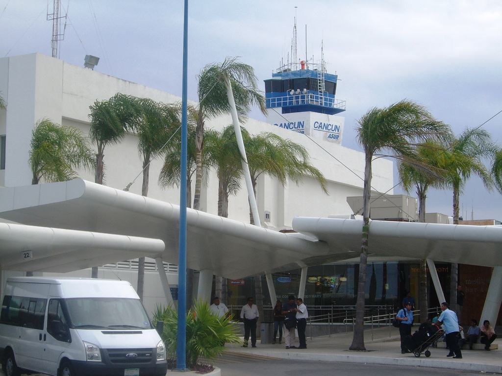 Lideran ruta Cancún-CDMX los vuelos con más asientos programados.