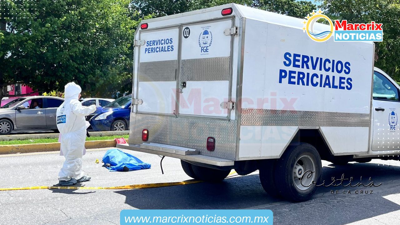 Hombre muere atropellado en la avenida Tulum de Cancún.