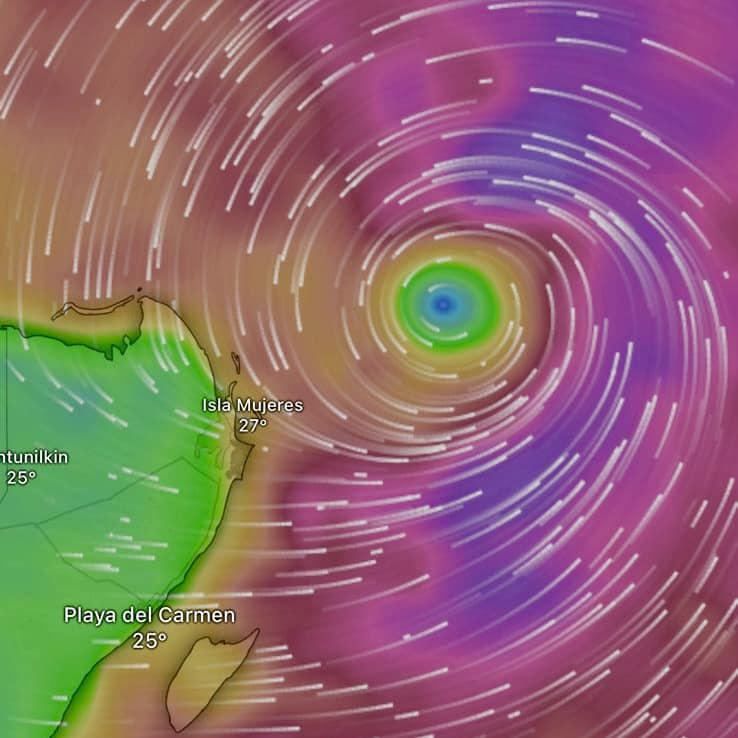 Huracán Helene se aleja de las costas de Quintana Roo
