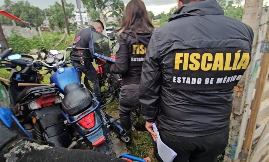 Catean inmueble en Edomex y encuentran 8 motos que tenían reporte de robo.