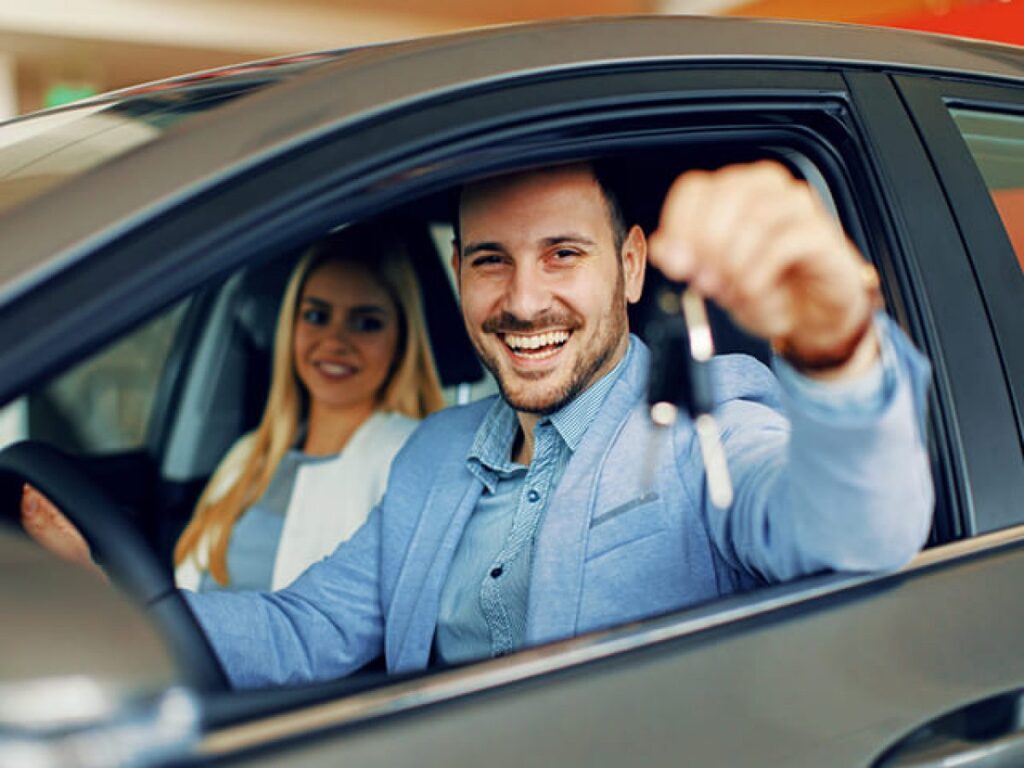 Crédito para comprar autos nuevos y seminuevos incrementa 15.5%