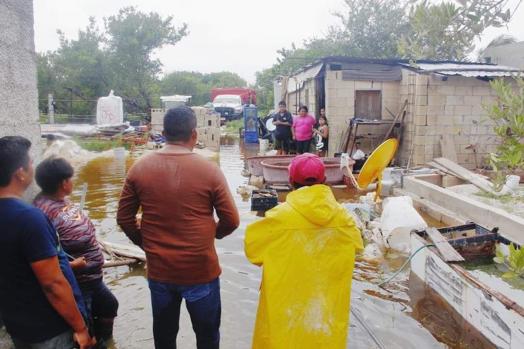 Suben en Yucatán a Alerta Roja por acercamiento del huracán Milton