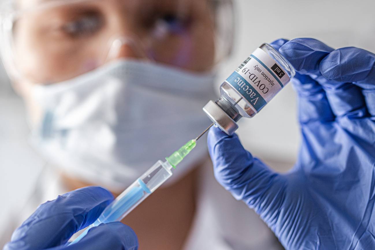 Comienza en Quintana Roo campaña de vacunación contra Covid-19 e influenza