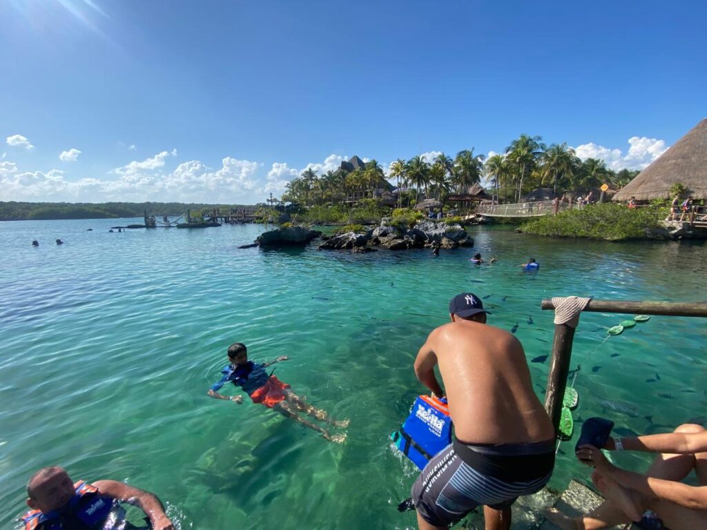 Prevé Xcaret cerrar entre 80 y 90% de ocupación