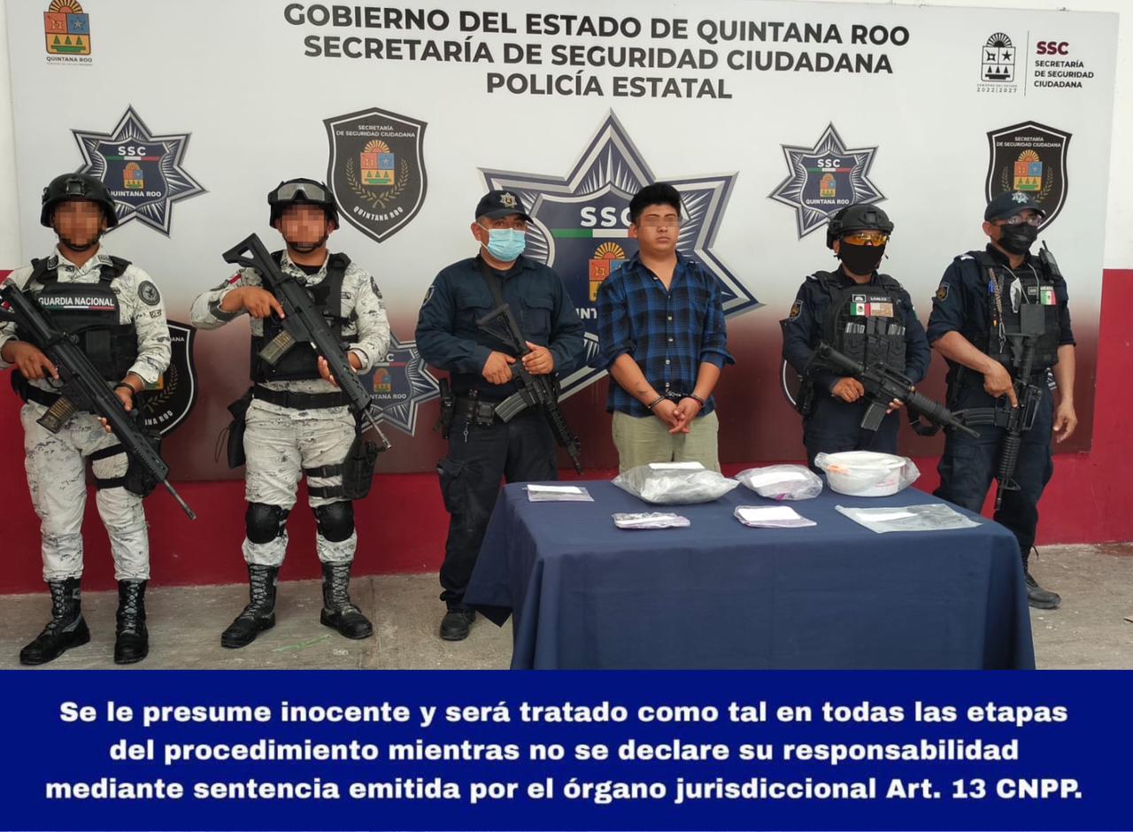 Detienen a presunto narcomenudista en Chetumal. Tras persecución por calles de Chetumal, la policía canina le detectó droga al presunto narcomenudista.