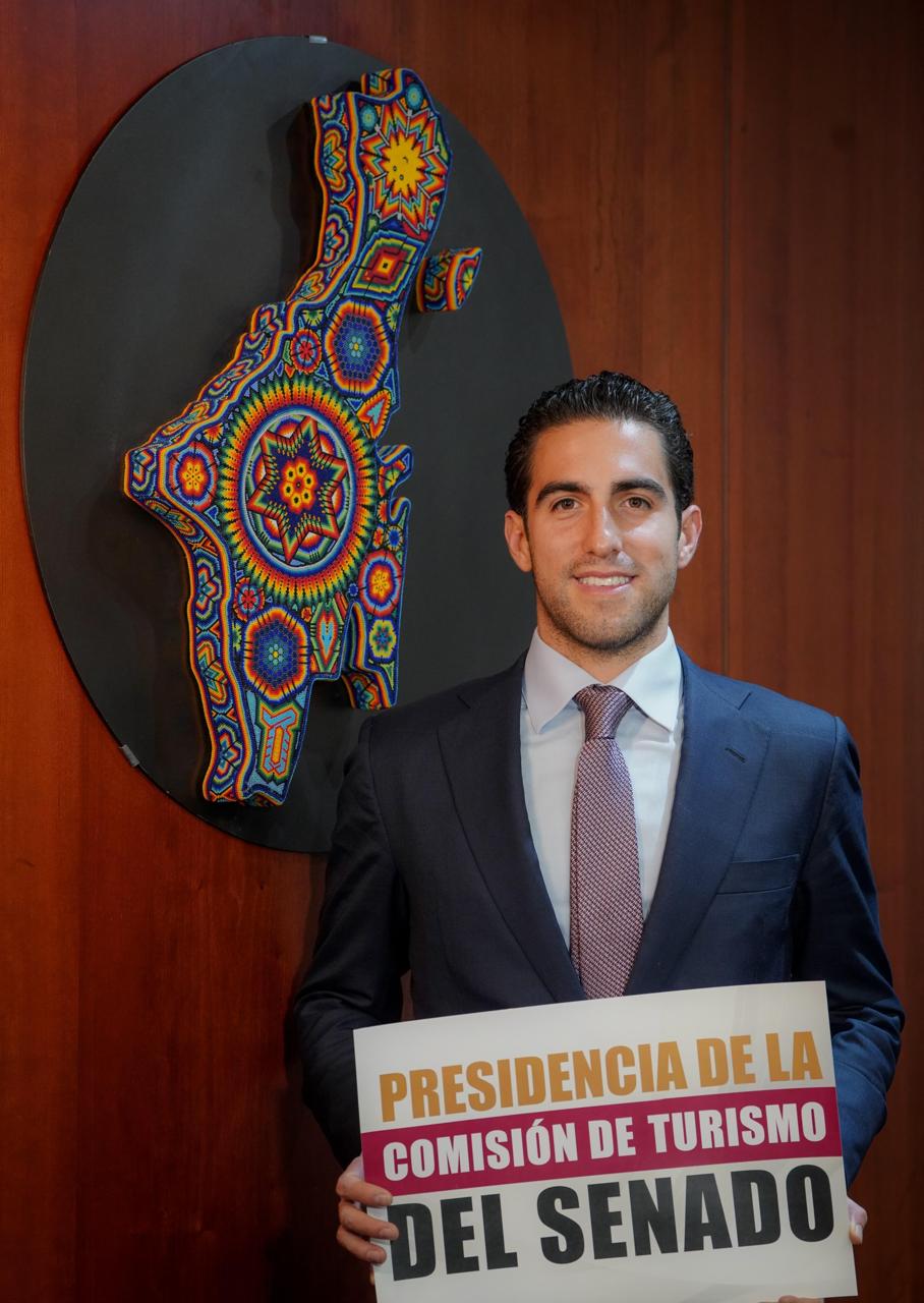 La Junta de Coordinación Política nombró al senador por Quintana Roo, Eugenio “Gino” Segura Vázquez, como presidente de la Comisión de Turismo