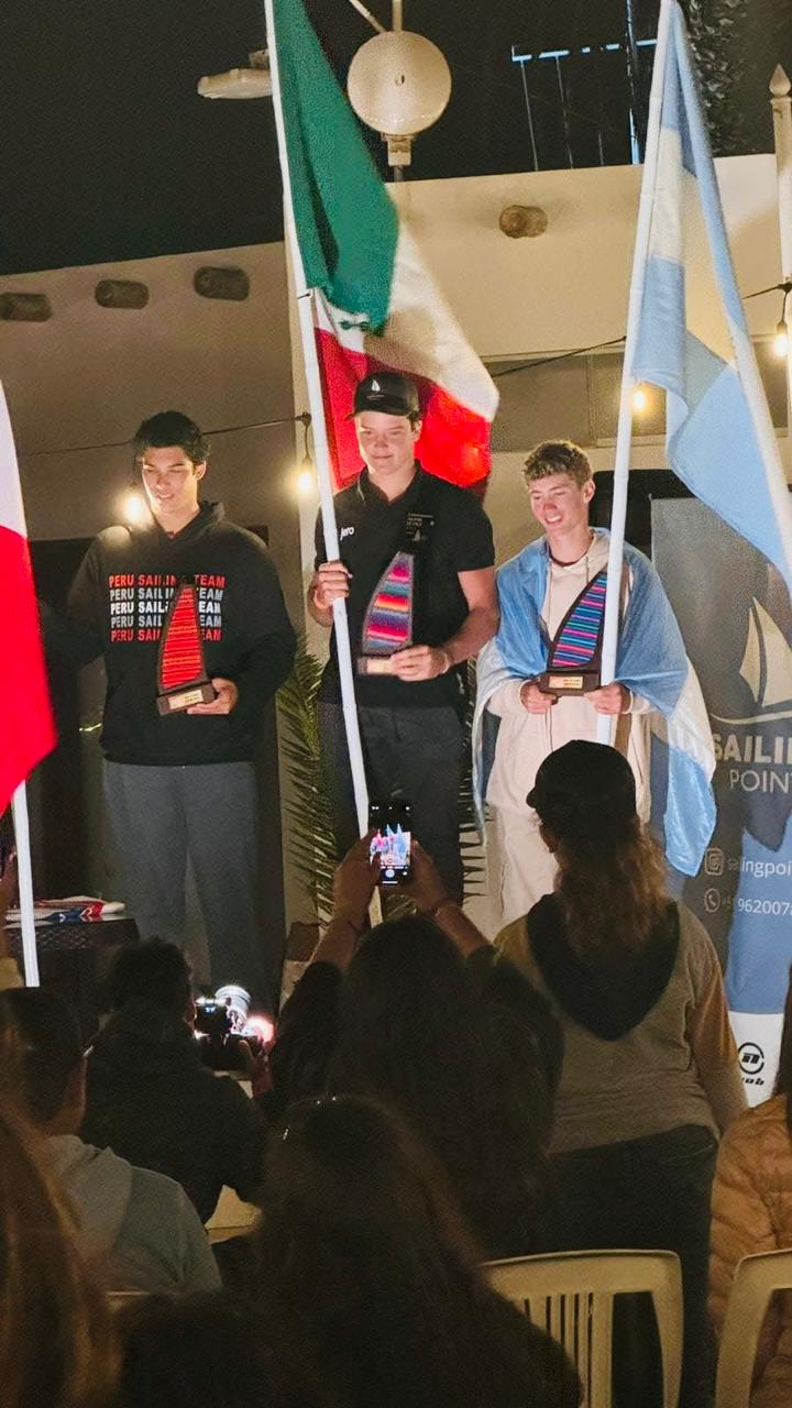 Quintanarroenses ganan para México Campeonato y subcampeonato Sudamericano Juvenil de Vela En el Campeonato Sudamericano Juvenil de Vela Perú 2024, los quintanarroenses lograron el campeón y subcampeón