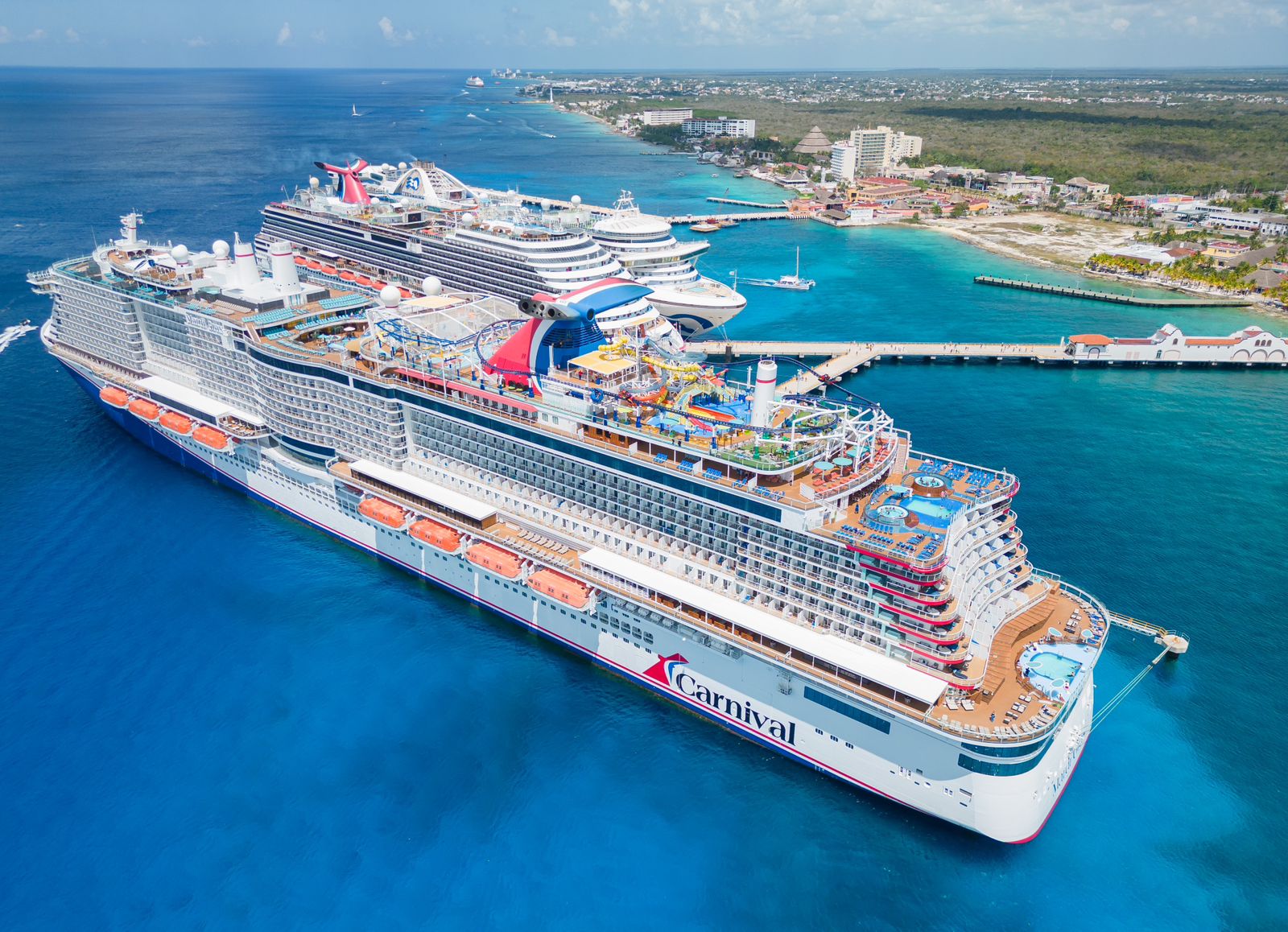 Asegura Mayuli Martínez que impuesto a cruceristas afectaría el turismo en Quintana Roo