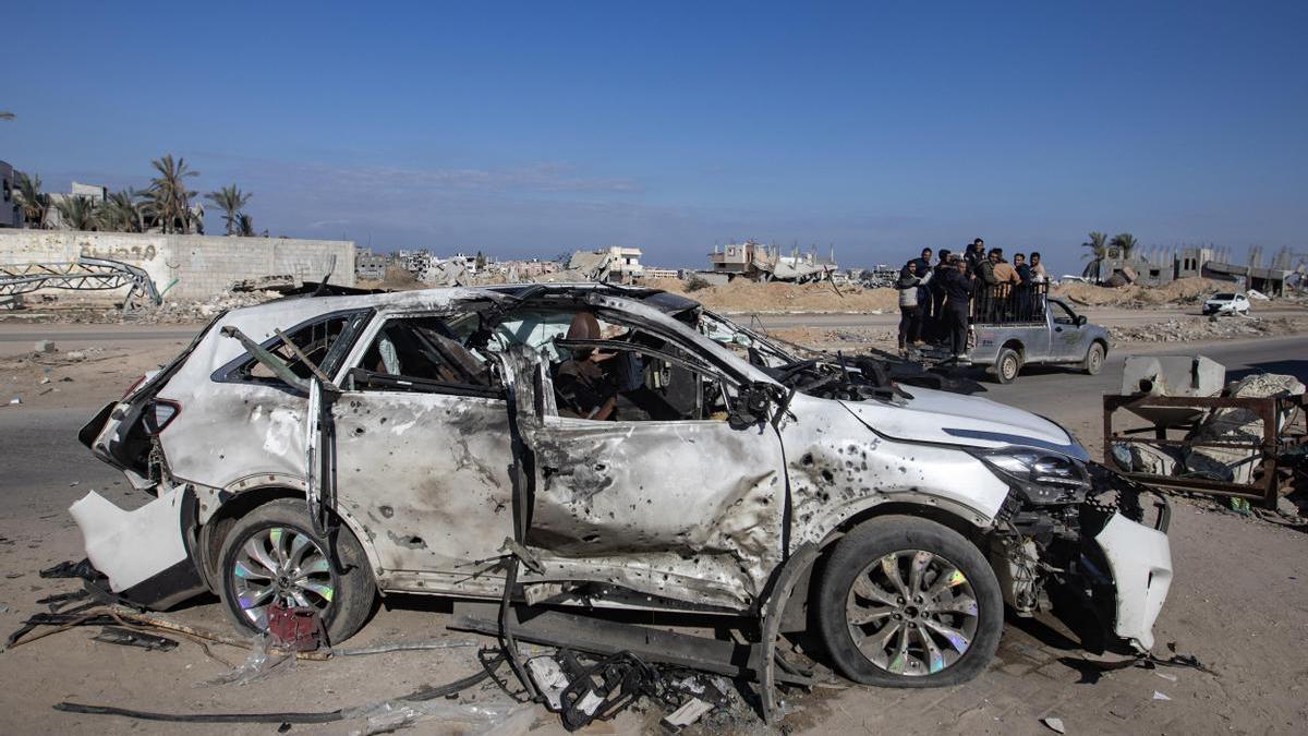 Mueren presuntamente 3 colaboradores de World Central Kitchen en bombardeo israelí