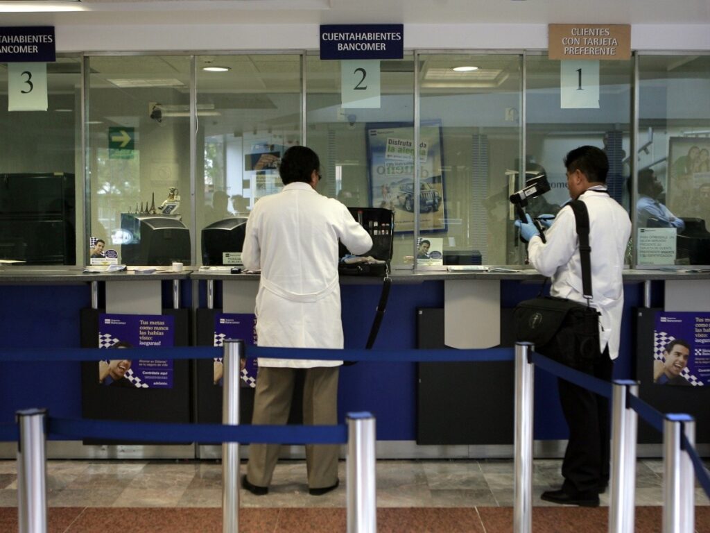 El 57% de ejecutivos bancarios deben personalizar atención con Inteligencia Artificial