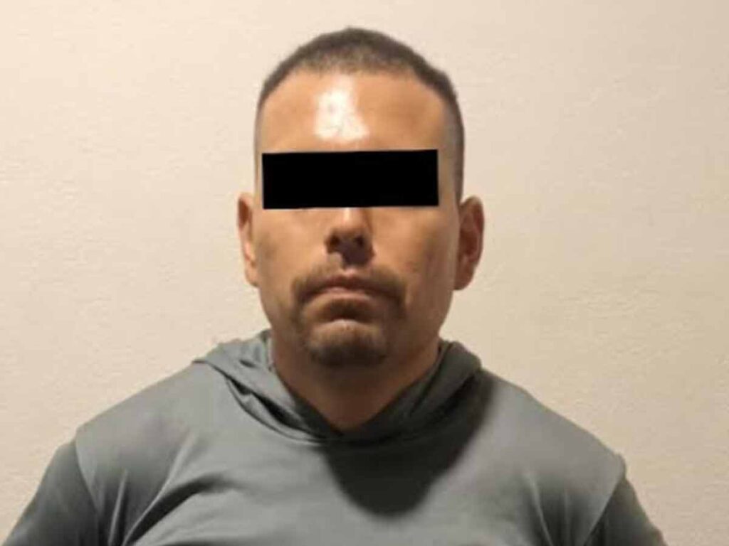 Hombre golpea a su mamá en Nuevo León por reclamarle que destruyó su escoba