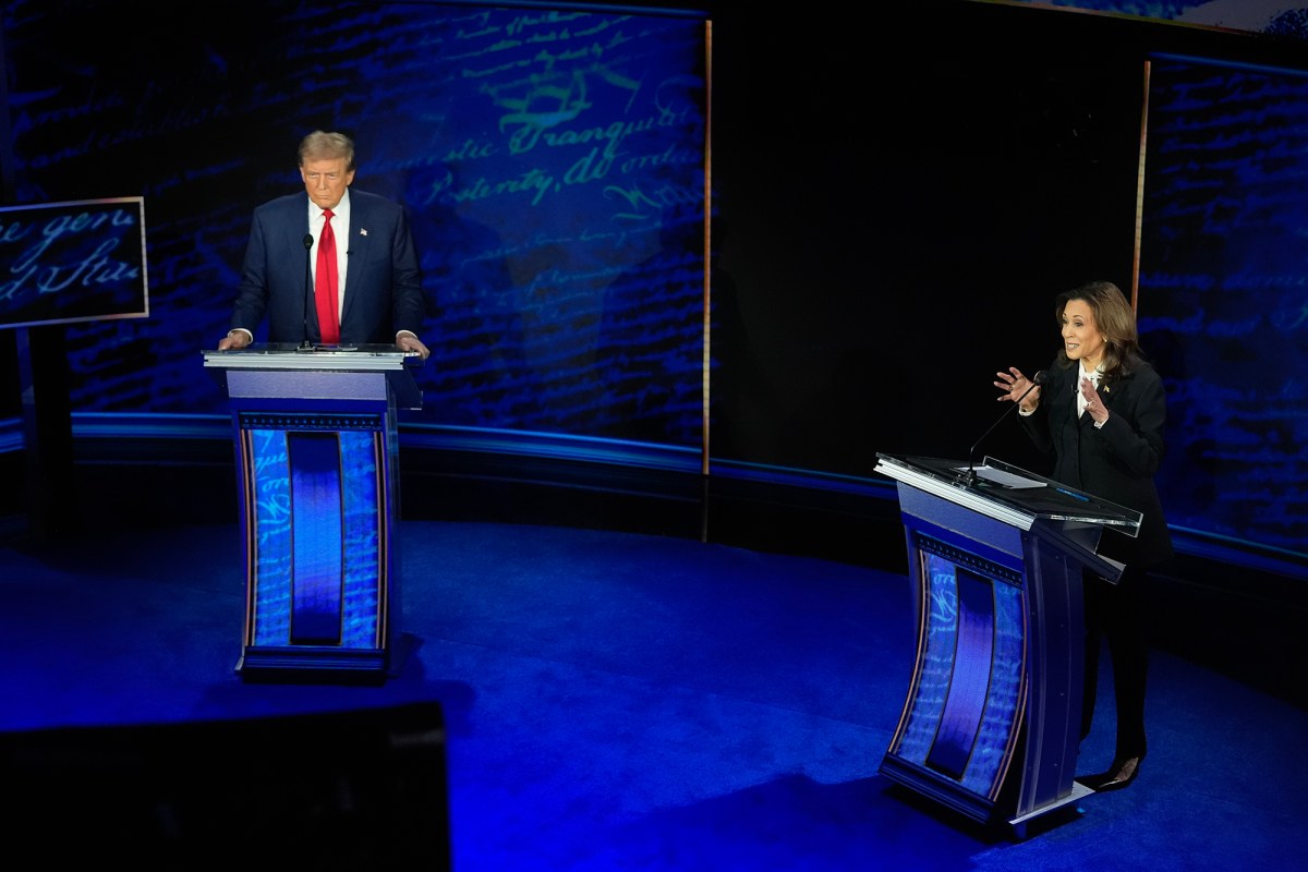 Kamala Harris felicita a Donald Trump