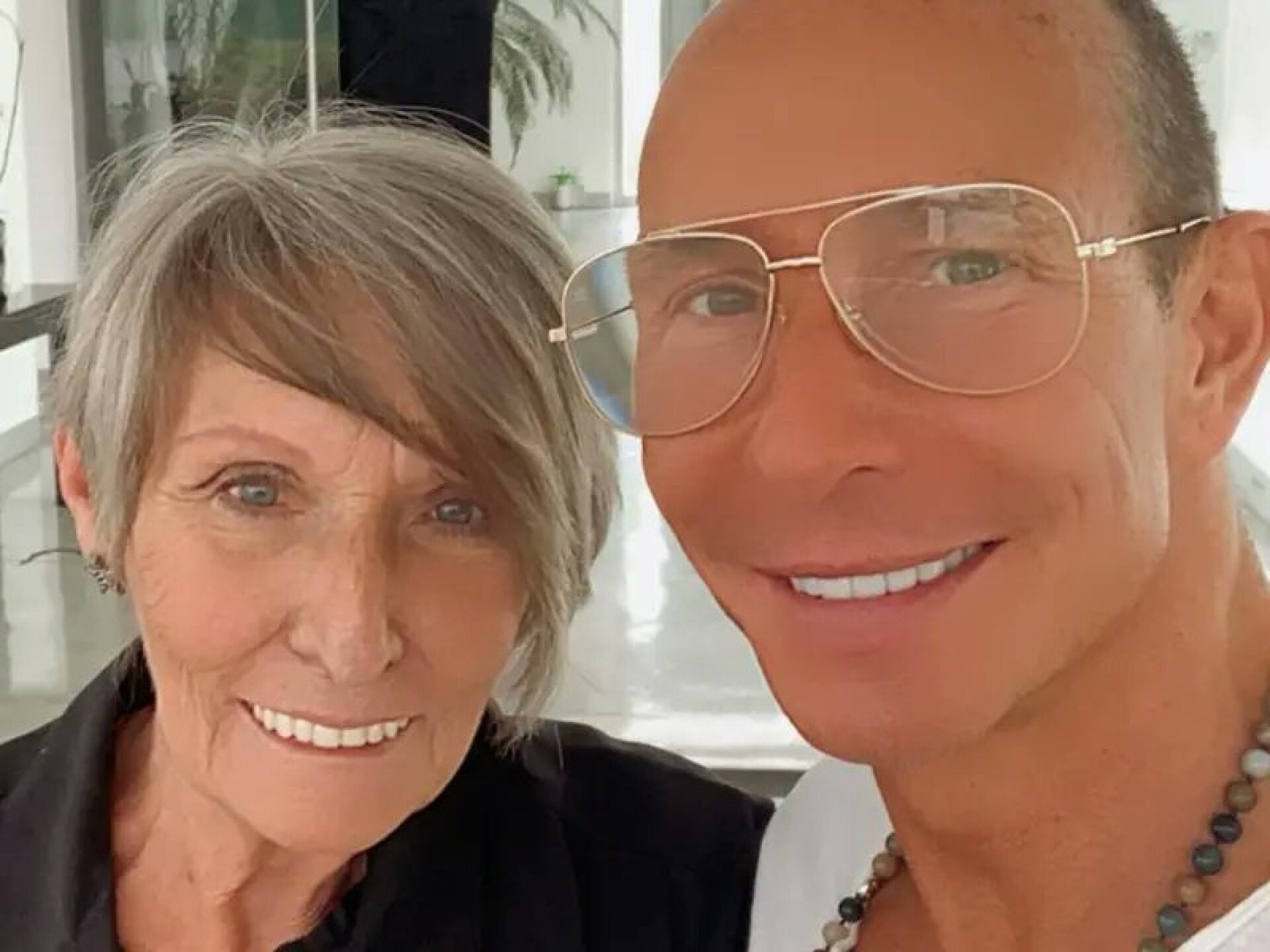 Muere la mamá de Erik Rubín