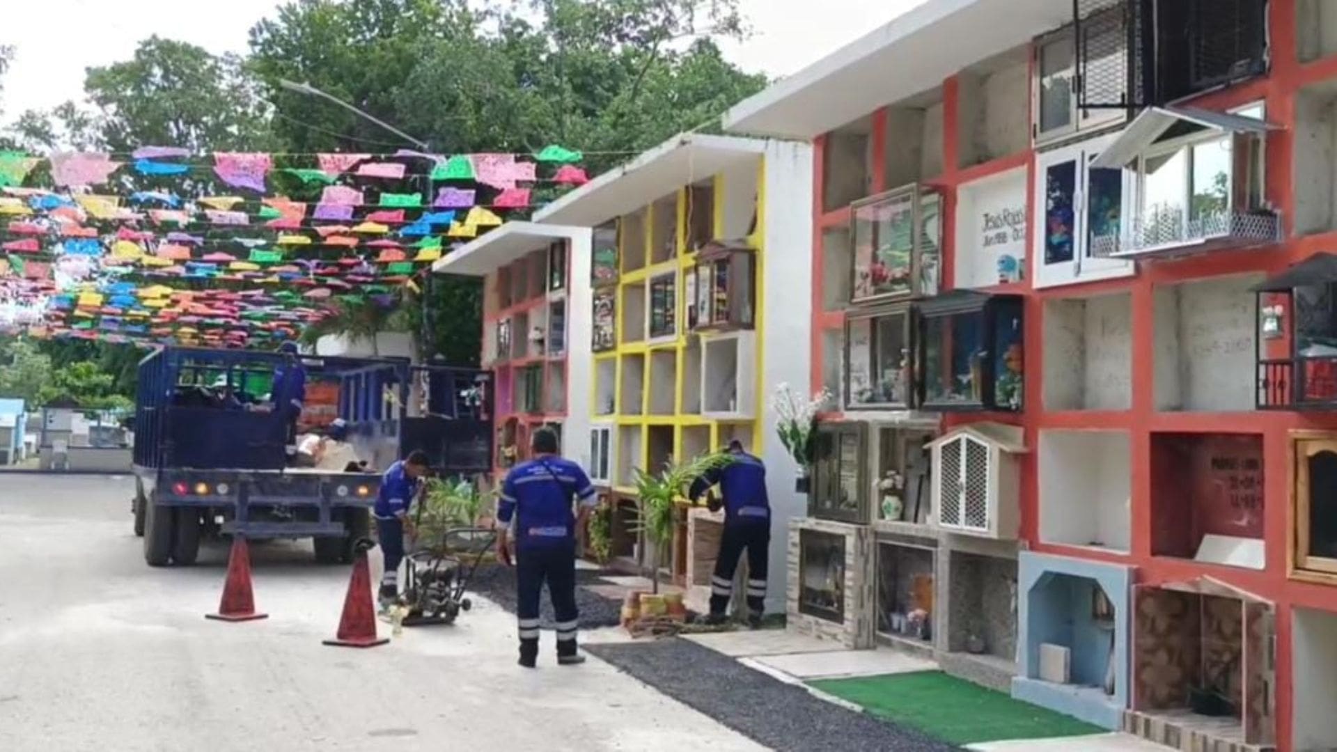 Prevén visita de 70 mil personas al panteón municipal de Playa del Carmen