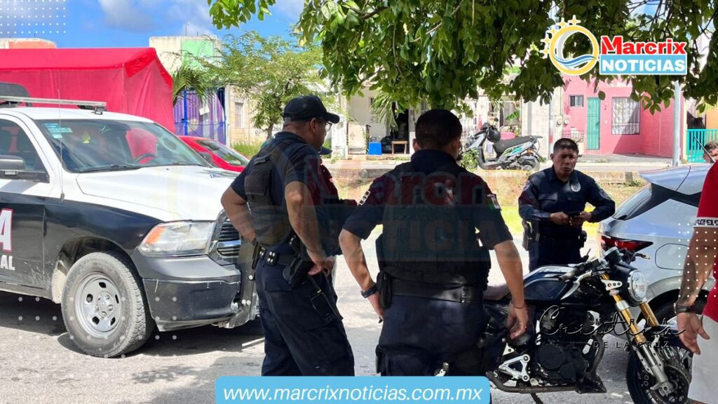 Hombre persigue a presunto ladrón que, asegura, le robó su motocicleta en Cancún