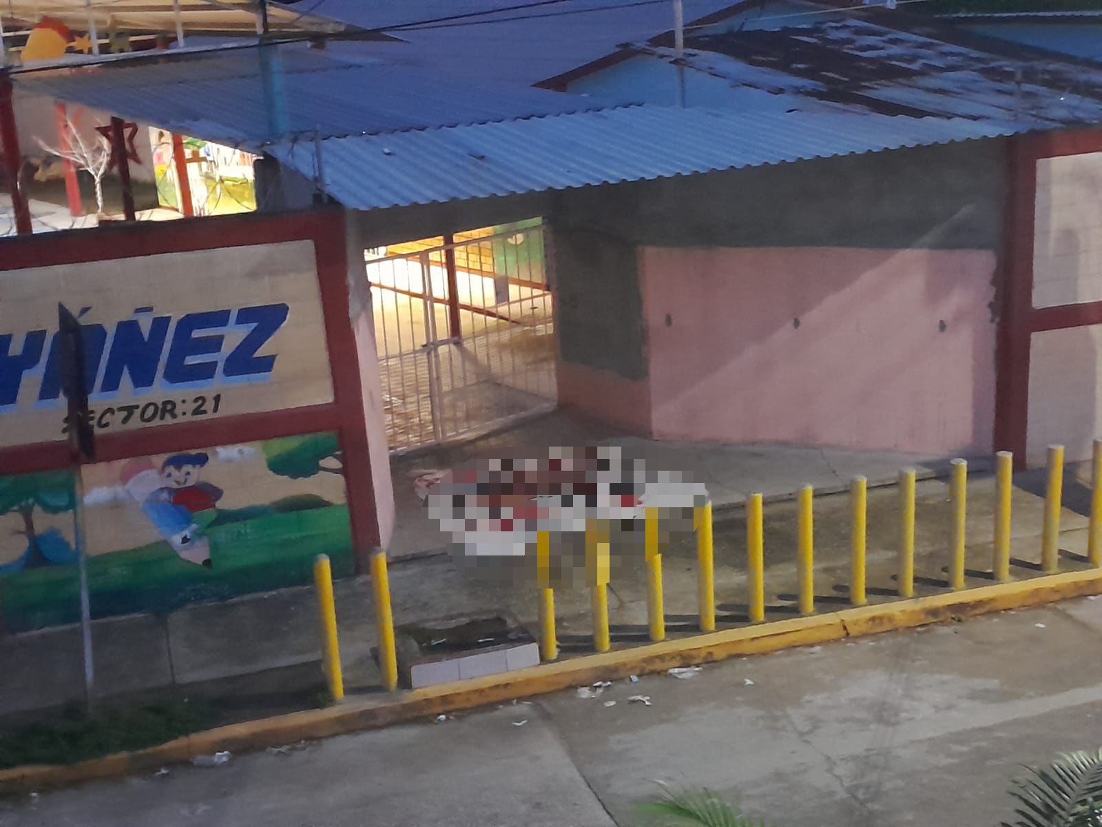 Hallan cuerpo descuartizado en kínder de Tabasco