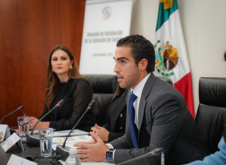 Gino Segura instaló Comisión de Turismo en el Senado El senador Gino Segura presenta Programa de Trabajo para marcar nueva era del turismo en el país.