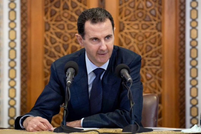 Rebeldes tras varios días de enfrentamiento, toman capital de Siria y derrocan régimen de Bashar alAssad.