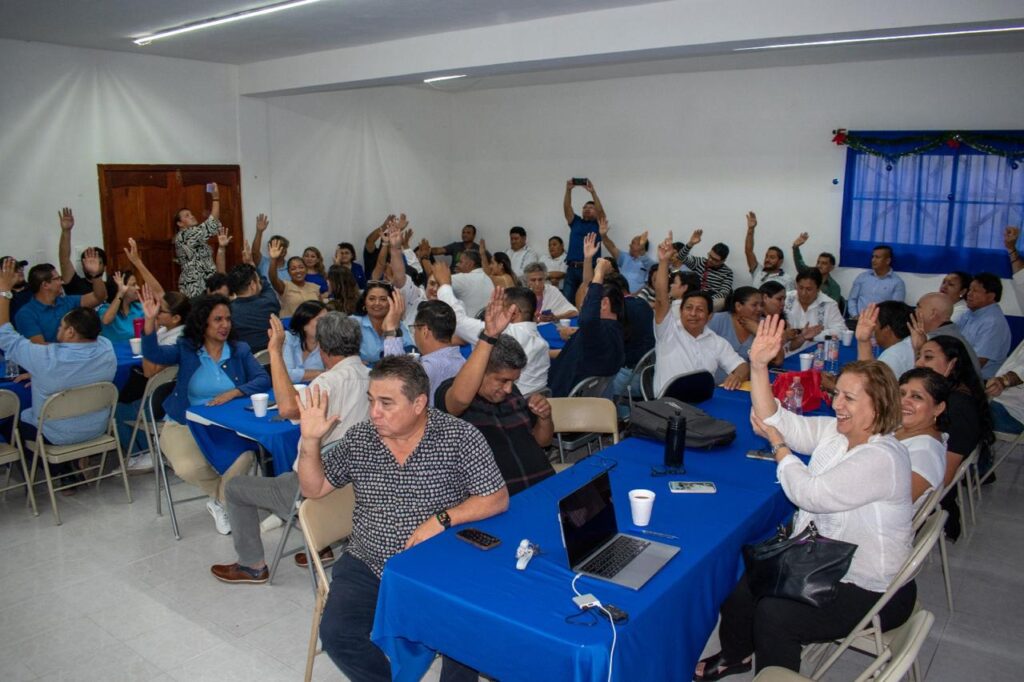 Reyna Tamayo es electa nueva dirigente del PAN en Quintana Roo.