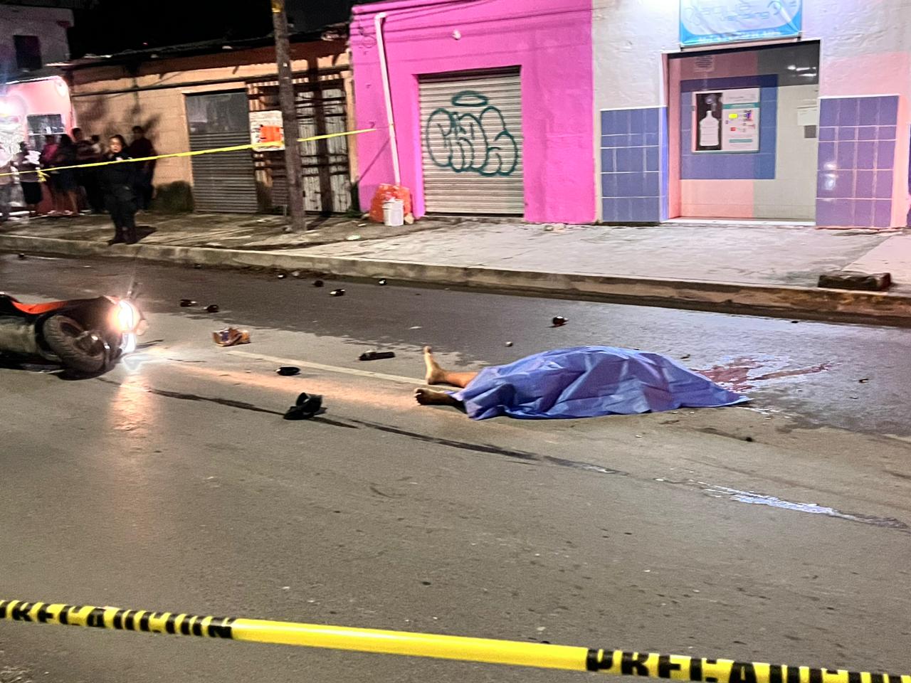 En los primeros minutos de este 19 de diciembre un motociclista en estado de ebriedad muere al derrapar en Cancún, sobre la ruta 5 supermanzana 103