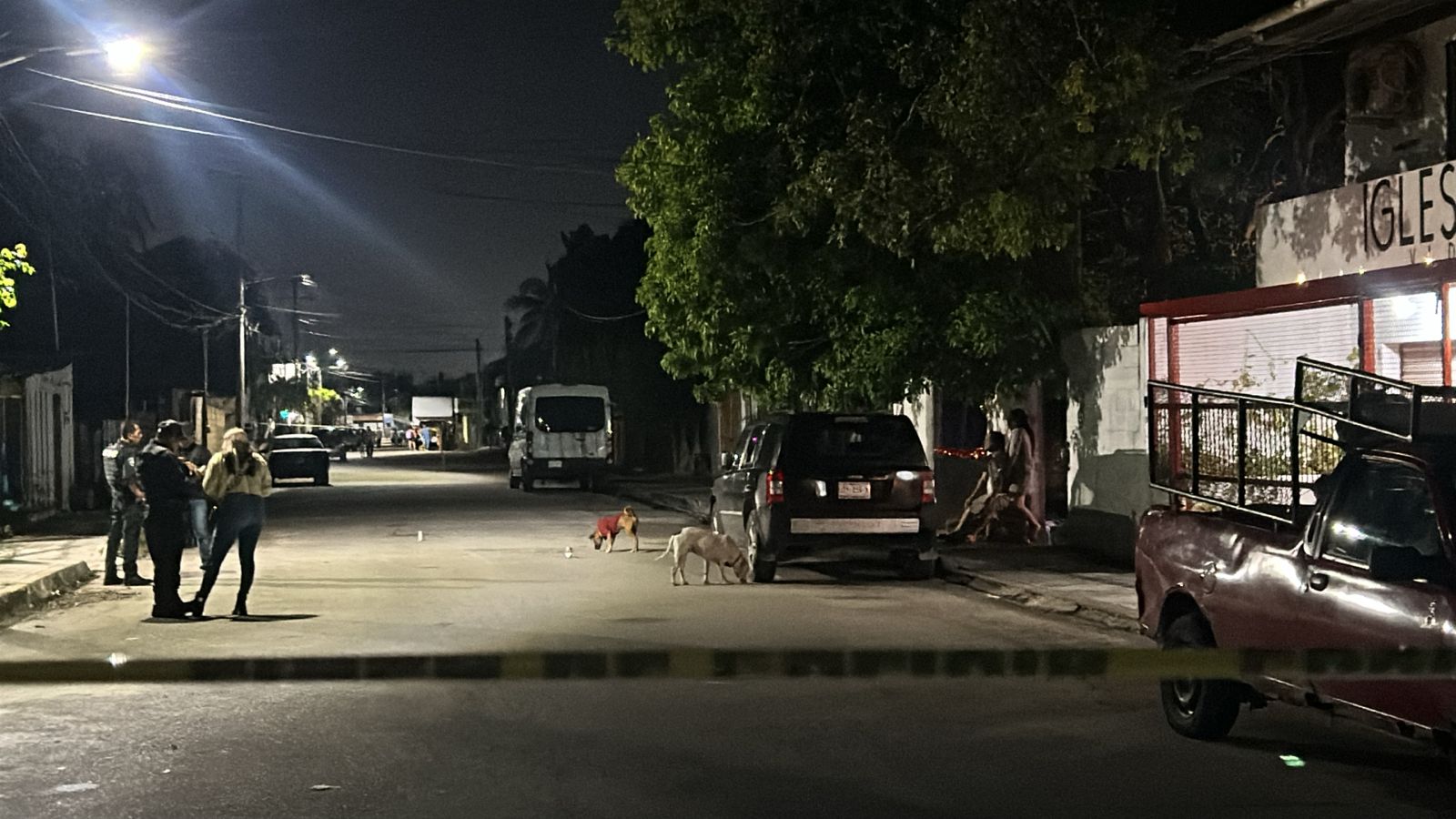 Cuando ingerían cervezas el sicario abrió fuego en este doble intento de ejecución en Cancún.