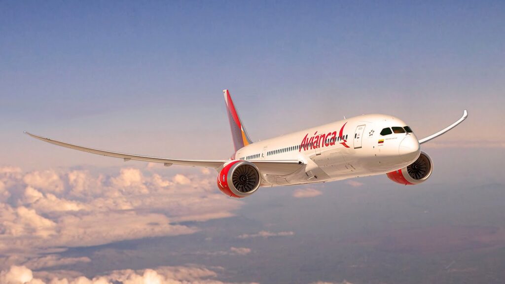 Avianca arranca con tres vuelos de Colombia a Tulum