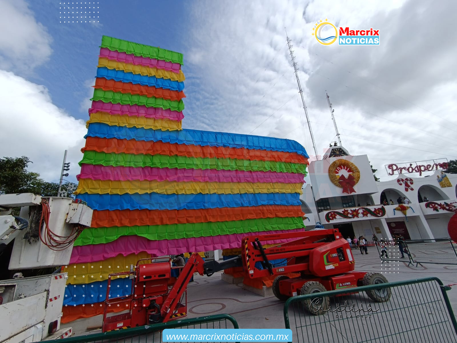 Llega a Cancún la decoración del Burrito Sabanero