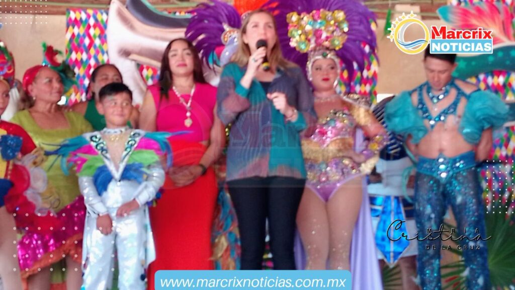 Presentan a reinas y reyes del Carnaval Isla Mujeres 2025