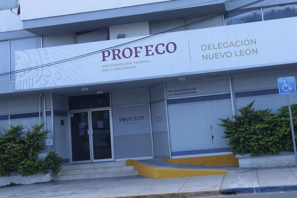 Investiga Profeco de Nuevo León caso de hotel que discriminó a joven invidente