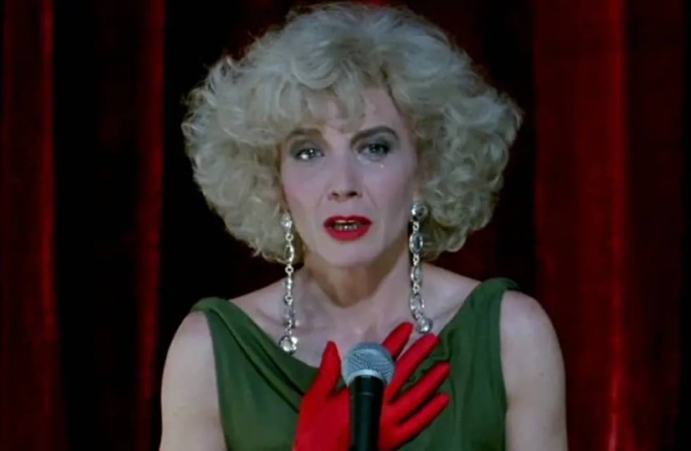 Marisa Paredes, en Tacones lejanos.