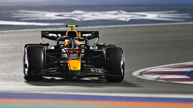 El piloto mexicano ‘Checo’ Pérez podría salir de Red Bull en 2025