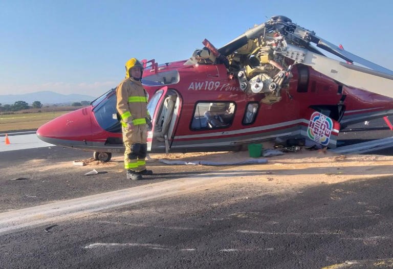 El helicóptero Agusta A-109E ambulancia aérea, se desplomó a un metro y medio del suelo en Oaxaca