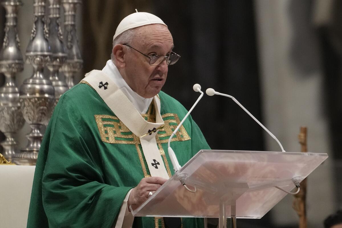 El Papa Francisco se recupera de un cuadro de neumonía, que inició con una bronquitis el pasado 14 de febrero.