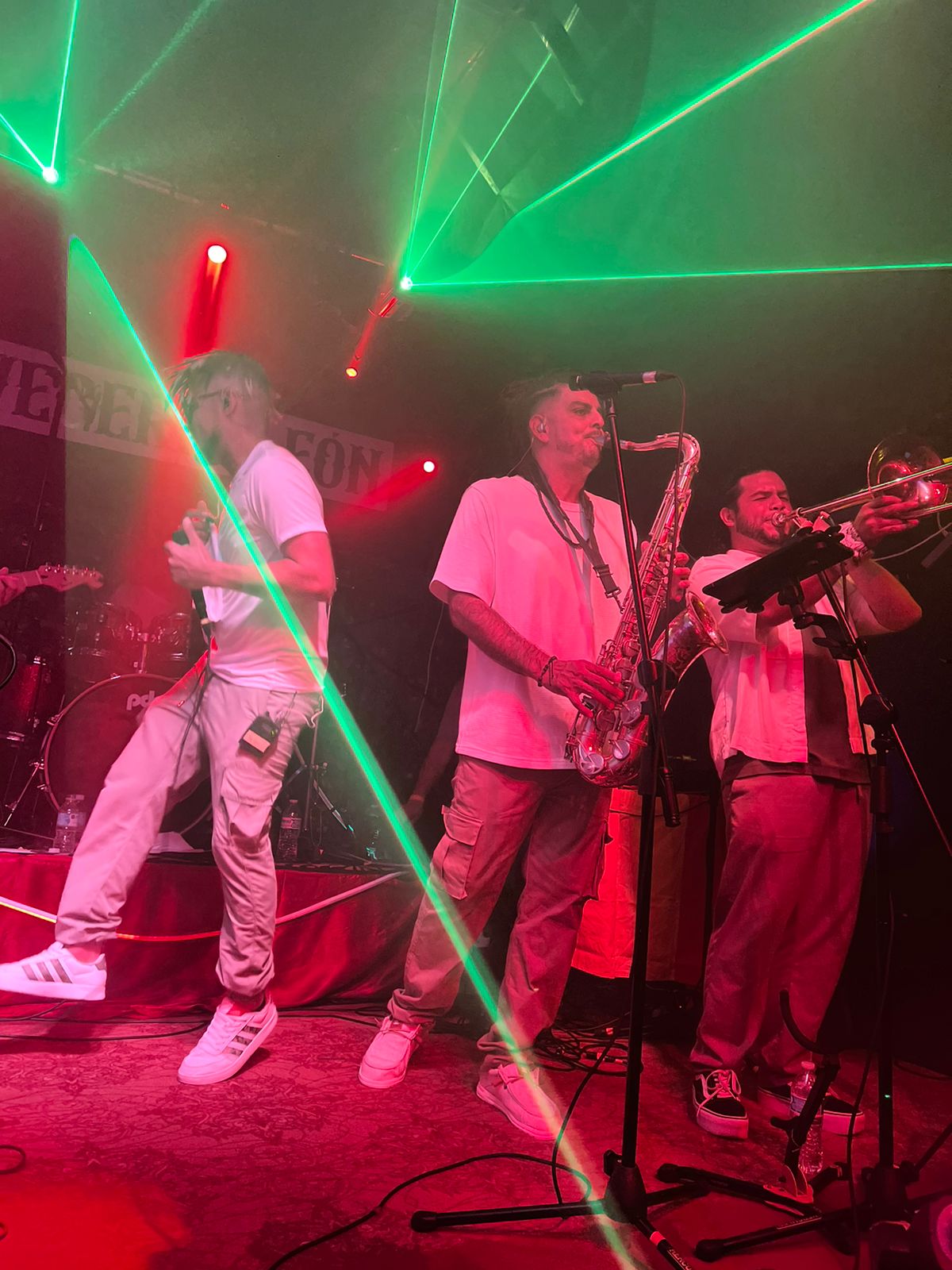 la banda internacional de reggae Corpusklan celebró sus 19 años
