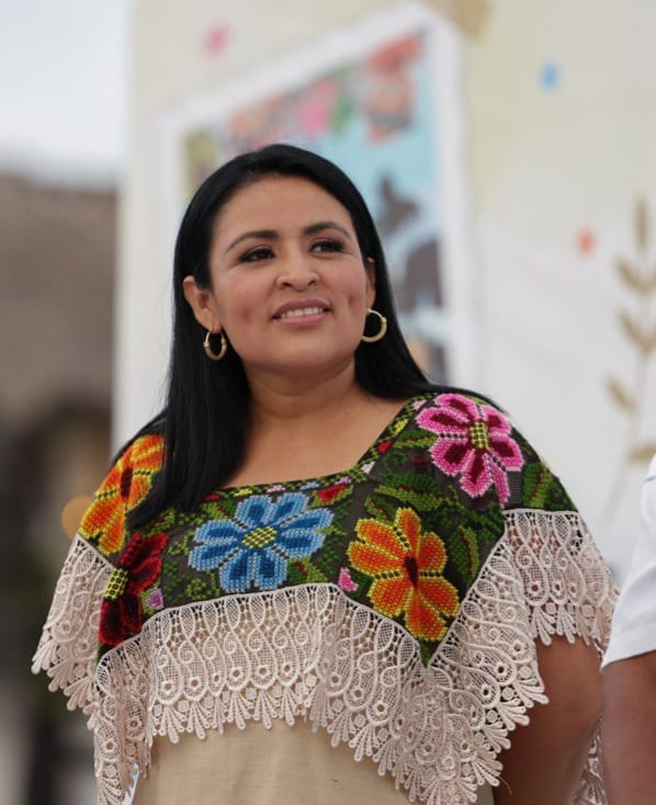 Blanca Merari dijo que el Refugio para Mascotas está en la Telesecundaria "Ramón Bravo Prieto", en la calle Caoba entre 52 y 56 de Puerto Morelos.