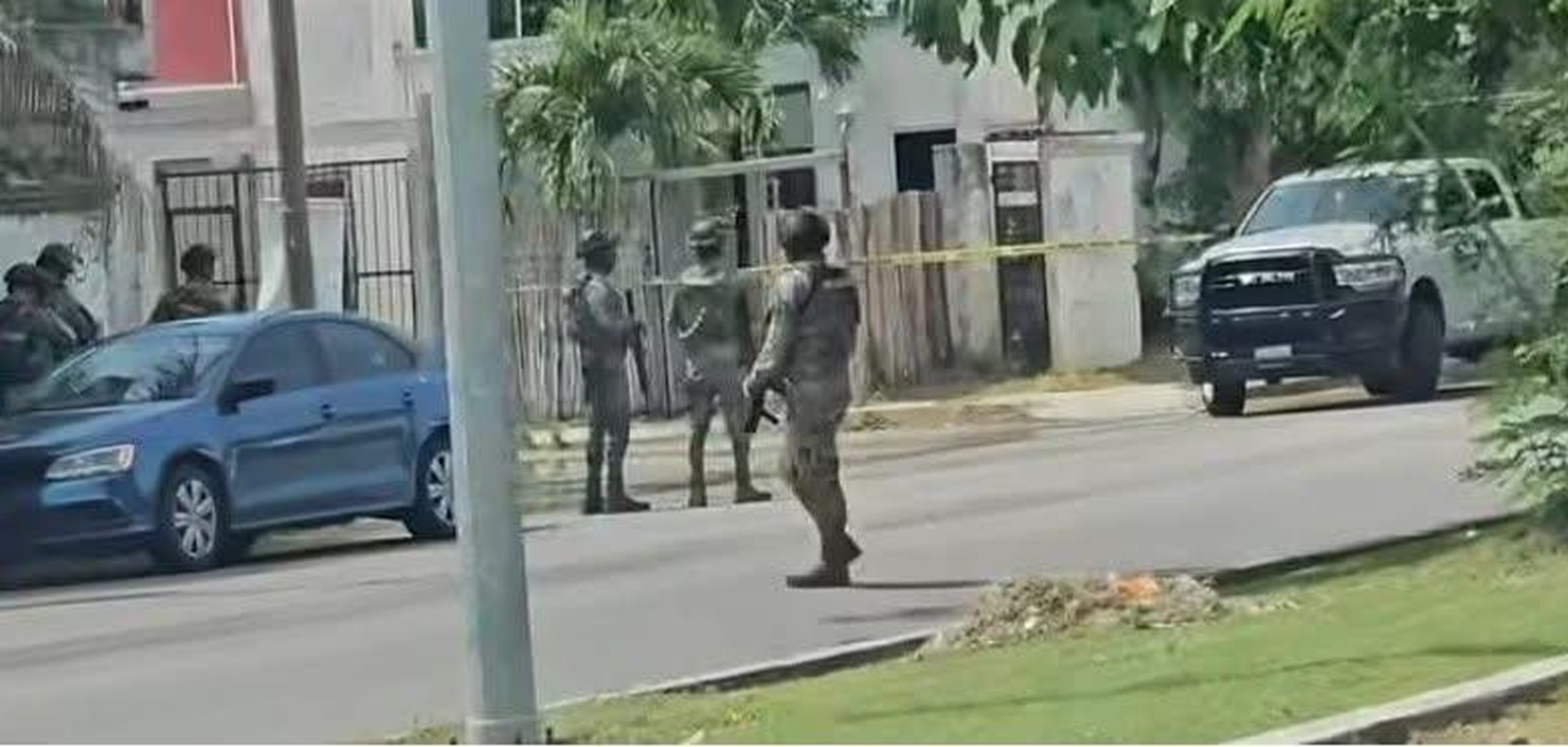 Catean domicilio en Fraccionamiento el Encanto de Chetumal. Hay dos detenidos.