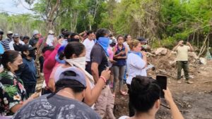 Ejidatarios de Playa del Carmen reclaman propiedad a invasores de Mayaland