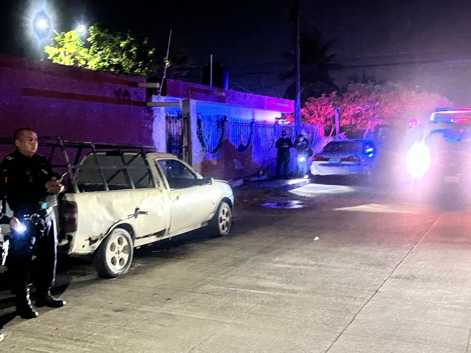 El vendedor, tras ser baleado por los supuestos compradores, fue trasladado al Hospital General a borde de una motocicleta.