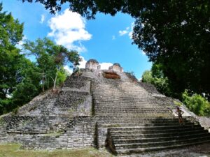 Gobierno no paga expropiación de terrenos de Kohunlich en Quintana Roo.