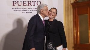 Reaparece Andrés Manuel López Obrador en la Ciudad de México
