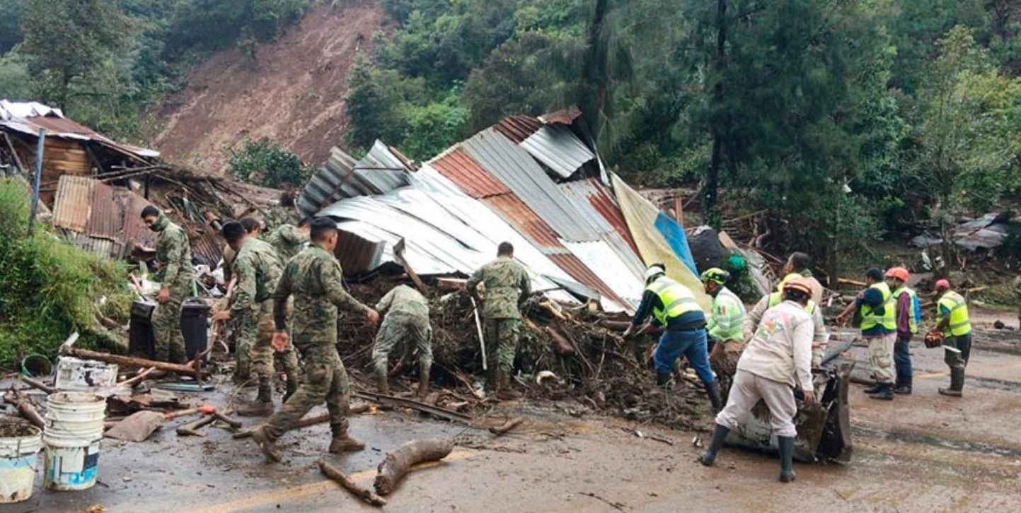 Aumenta a 44 la cifra de muertos por inundaciones en Puebla, Hidalgo, Querétaro y Veracruz