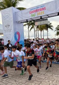 Todo un éxito Carrera Fest Cancún 2025 en el Malecón Tajamar