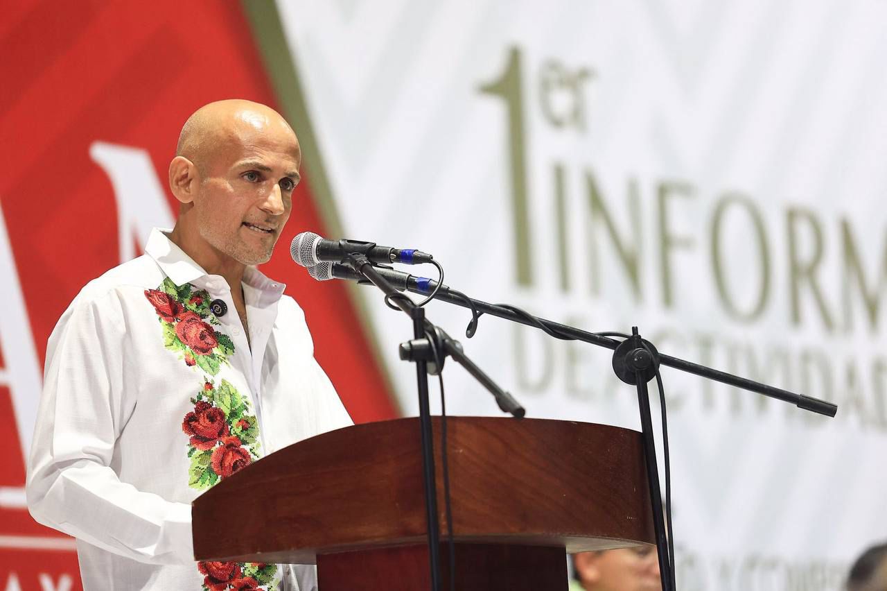 Hugo Alday rinde su Primer Informe Legislativo en Cancún