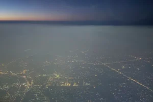 Nueva Delhi realiza prueba de siembra de nubes para limpiar el aire