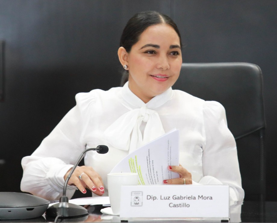 Luz Gabriela Mora Castillo diputada del Congreso de Quintana Roo renunció a su militancia en el Partido Verde