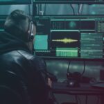 Delincuentes usan “llamadas silenciosas” y tecnología de IA para clonar voces y cometer fraudes