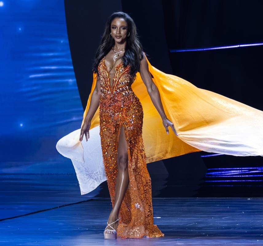 Miss Jamaica mejora tras fuerte caída en el Miss Universe 2025